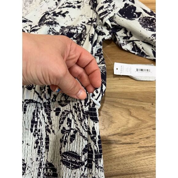 Aqua NWT Smocked Floral Print Midi Dress Blue Multi V- Neck Sz S - Picture 9 of 9